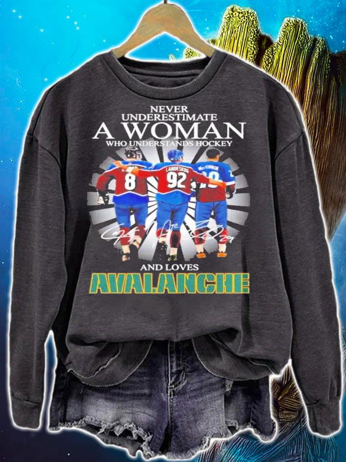 Never Underestimate A Woman Who Understands Hockey And Loves Avalanche Signatures t-shirt sweatshirt