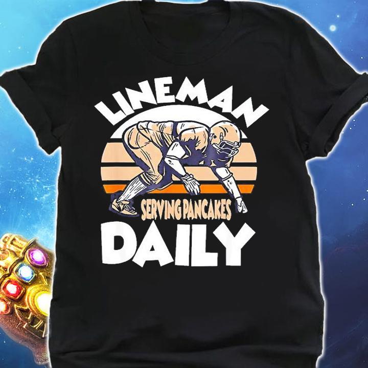 Lineman Serving Pancakes Daily Football Offense T-Shirt t-shirt shirt