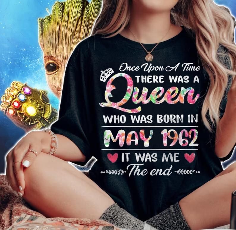 Womens 60 Yrs Old Woman Gift For 60Th Birthday Born In 1962 May Shirt t-shirt woman shirt