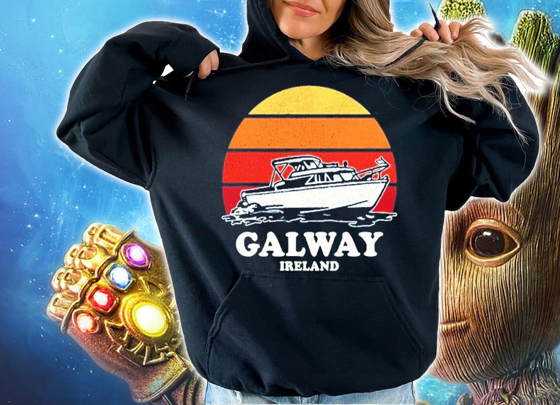 Galway Ireland Vintage Boating 70S Retro Boat Design T-Shirt t-shirt hoodie
