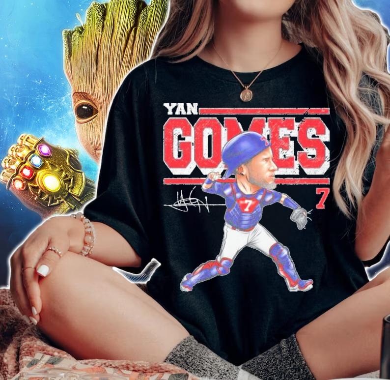 Yan Gomes Chicago Cubs Cartoon Baseball Signatures Shirt t-shirt woman shirt
