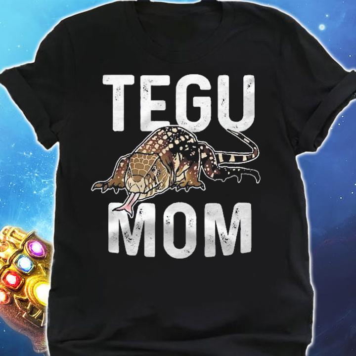 Funny Argentine Black White Tegu Mom Gift Huge Lizard Gift Shirt t-shirt shirt