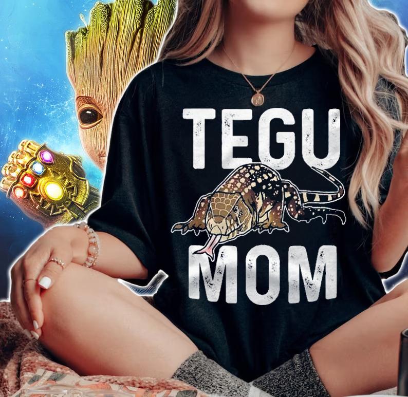 Funny Argentine Black White Tegu Mom Gift Huge Lizard Gift Shirt t-shirt woman shirt