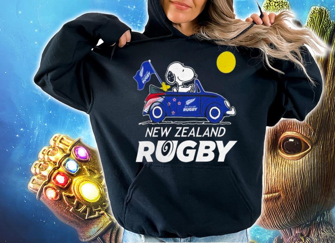 Snoopy And Woodstock Driving Car New Zealand Rugby Flag t-shirt hoodie