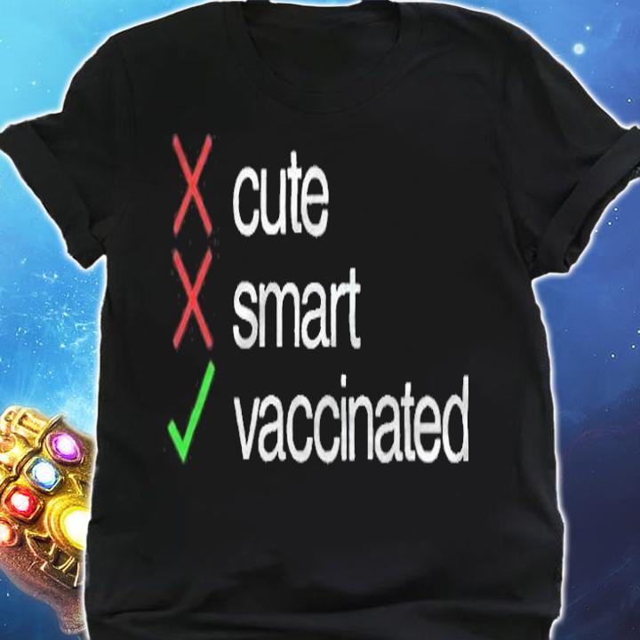 Cute smart vaccinated T-shirt shirt
