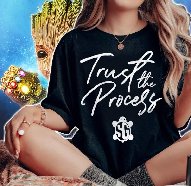 D'Ernest Johnson trust the process T-shirt woman shirt