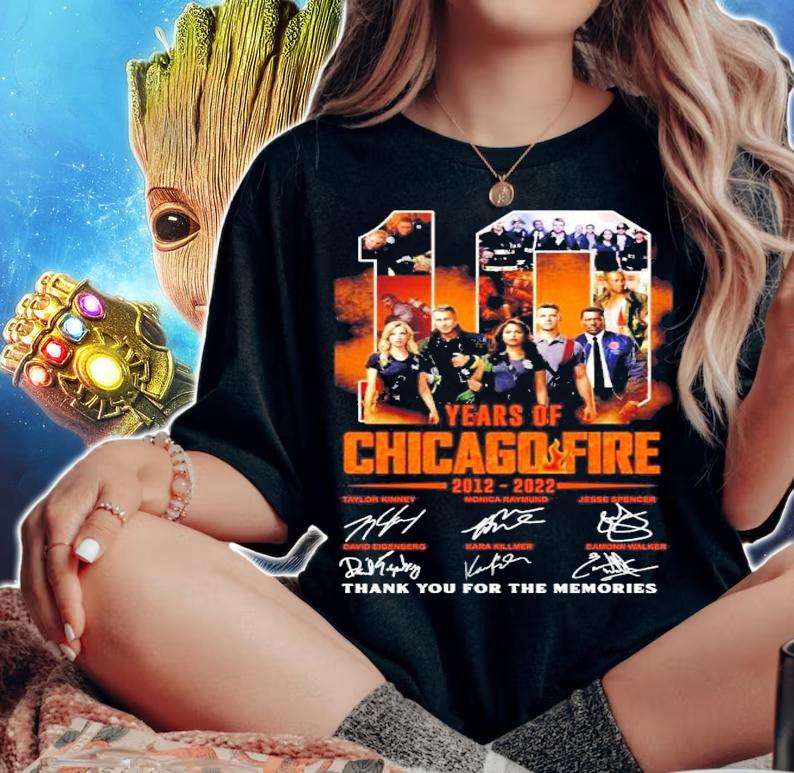 10 years of Chicago Fire 2012 2022 signatures thank you for the memories t-shirt woman shirt