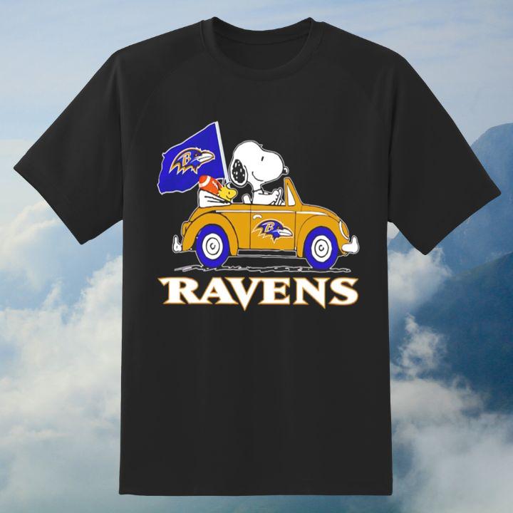 Baltimore Ravens Snoopy And Woodstock Driving Volkswagen Beetle T-Shirt