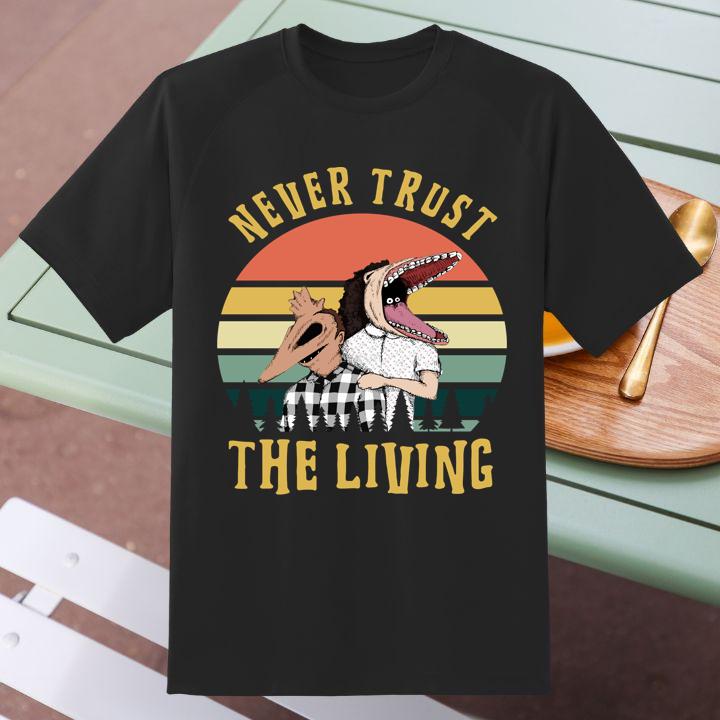 Beetlejuice Never Trust The Living Vintage Retro T-Shirt