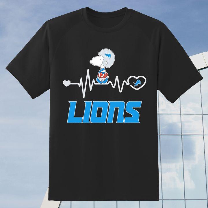 Snoopy Detroit Lions Football Heartbeat T-Shirt
