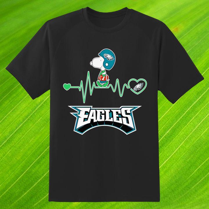 Snoopy Philadelphia Eagles Football Heartbeat T-Shirt