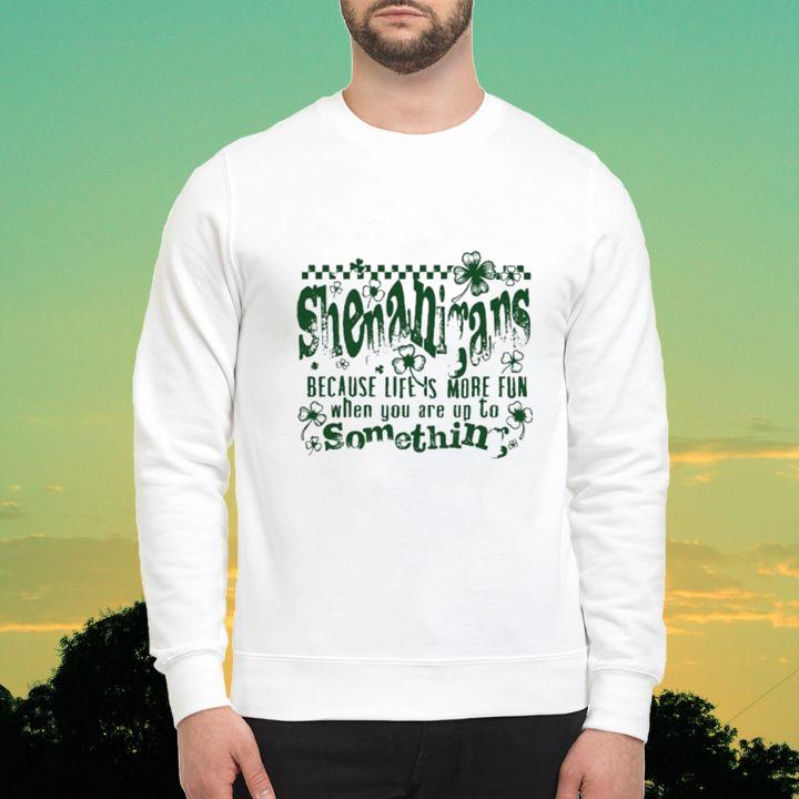 Sweatshirt